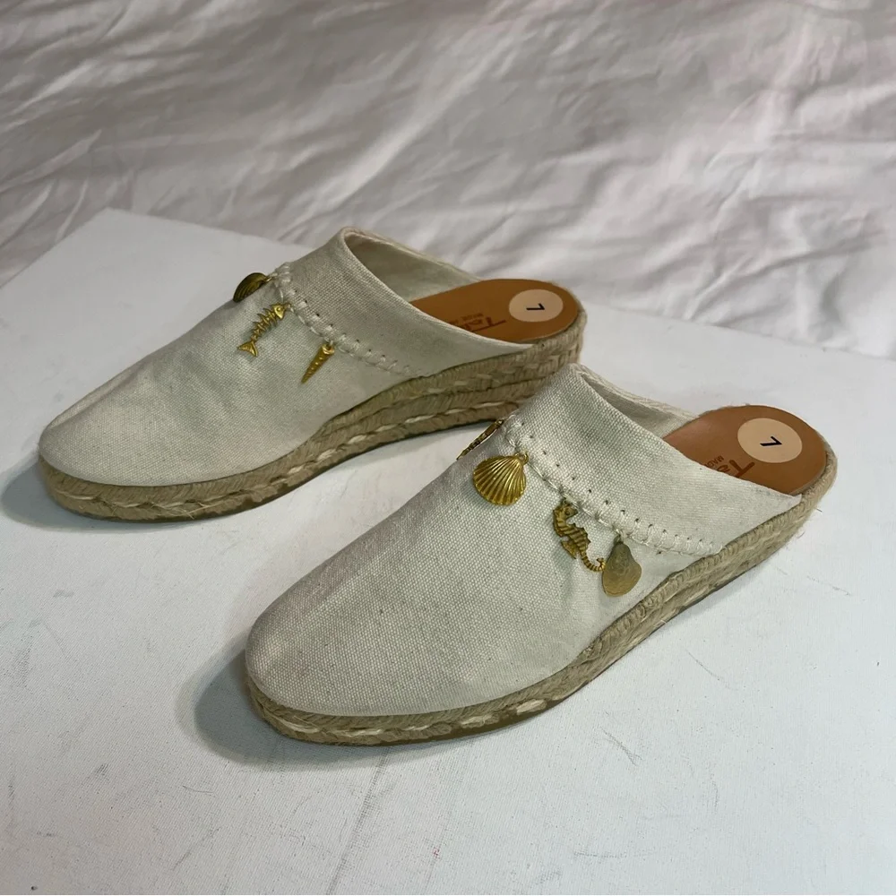 Talbots  Beige‎ Espadrille Mules with Gold Charms